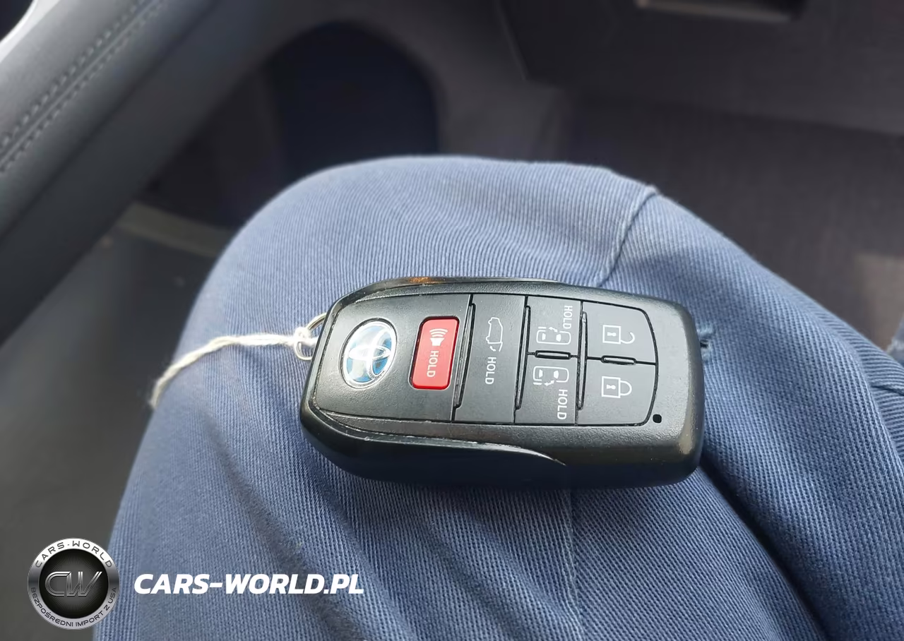 2024 Toyota Sienna Limited VIN:5TDZSKFCXRS114175 - 11
