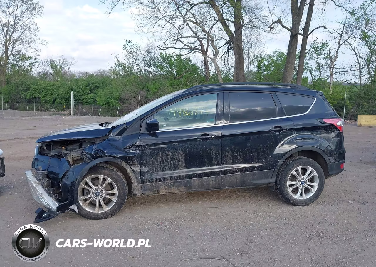 2017 Ford Escape Se VIN:1FMCU0GD1HUB77389 - 14