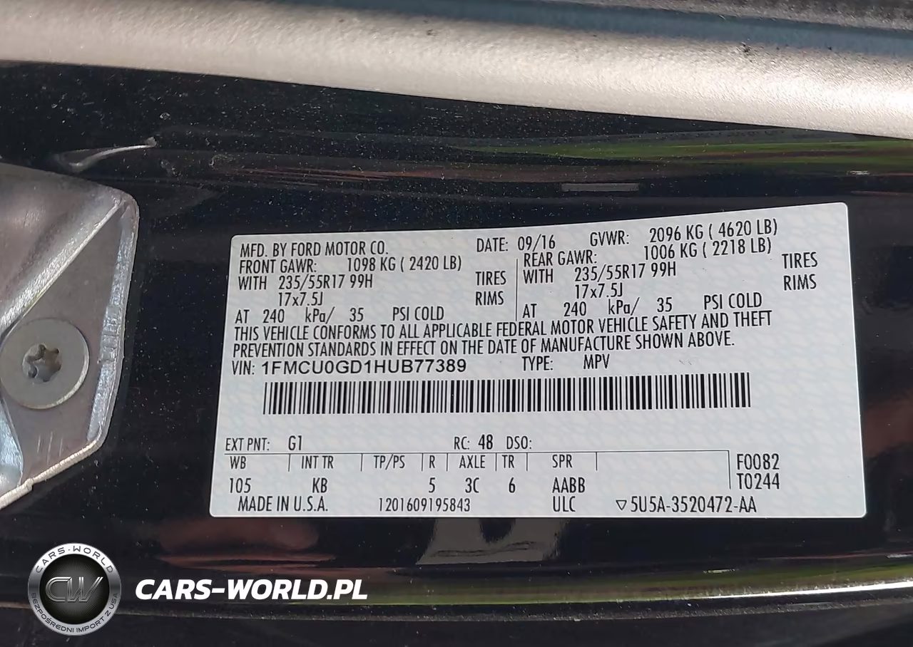 2017 Ford Escape Se VIN:1FMCU0GD1HUB77389 - 9
