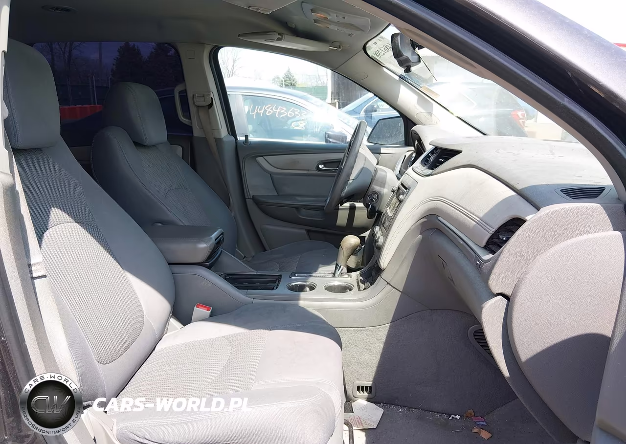 2015 Chevrolet Traverse Ls VIN:1GNKRFED5FJ341482 - 5