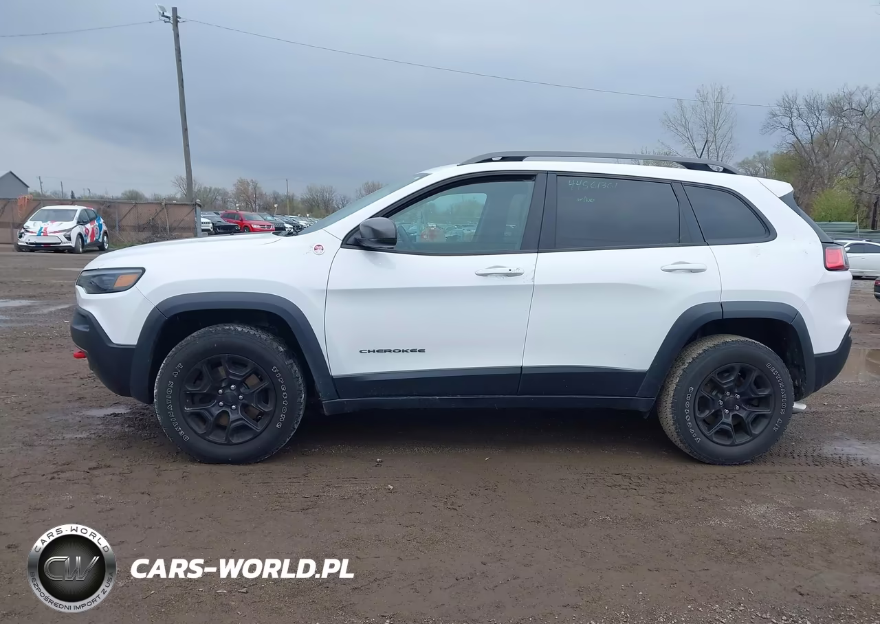 2019 Jeep Cherokee Trailhawk 4X4 VIN:1C4PJMBX2KD390995 - 14