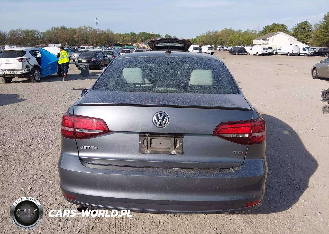 2016 Volkswagen Jetta 1.8T Sport VIN:3VWD17AJ6GM249261 - 16