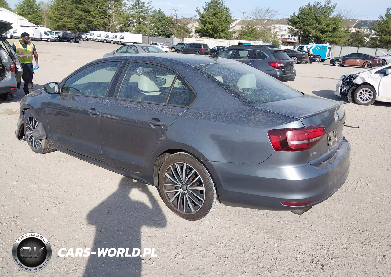 2016 Volkswagen Jetta 1.8T Sport VIN:3VWD17AJ6GM249261 - 3