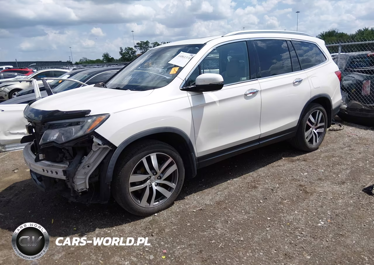 2018 Honda Pilot Touring VIN:5FNYF5H93JB011272 - 2