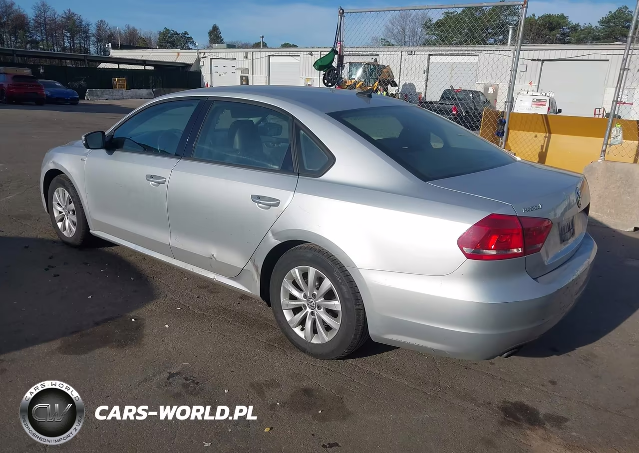 2014 Volkswagen Passat 1.8T Wolfsburg Edition VIN:1VWAT7A31EC120423 - 3