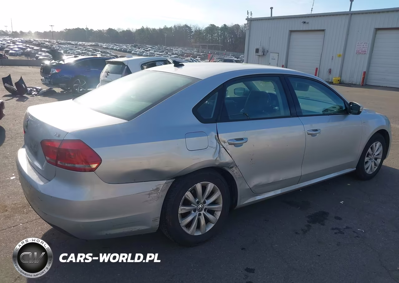 2014 Volkswagen Passat 1.8T Wolfsburg Edition VIN:1VWAT7A31EC120423 - 6