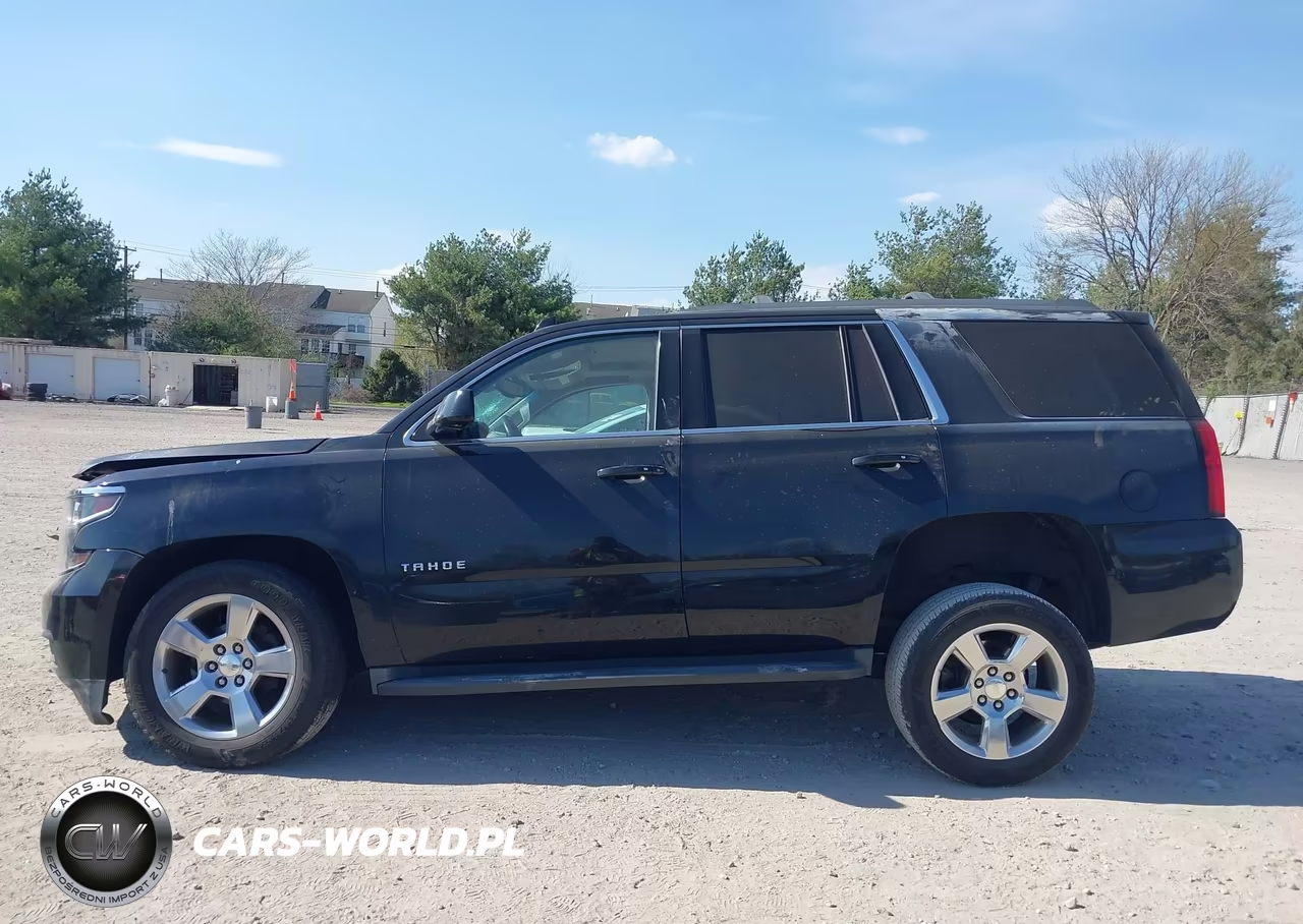 2017 Chevrolet Tahoe Lt VIN:1GNSKBKC1HR190640 - 14