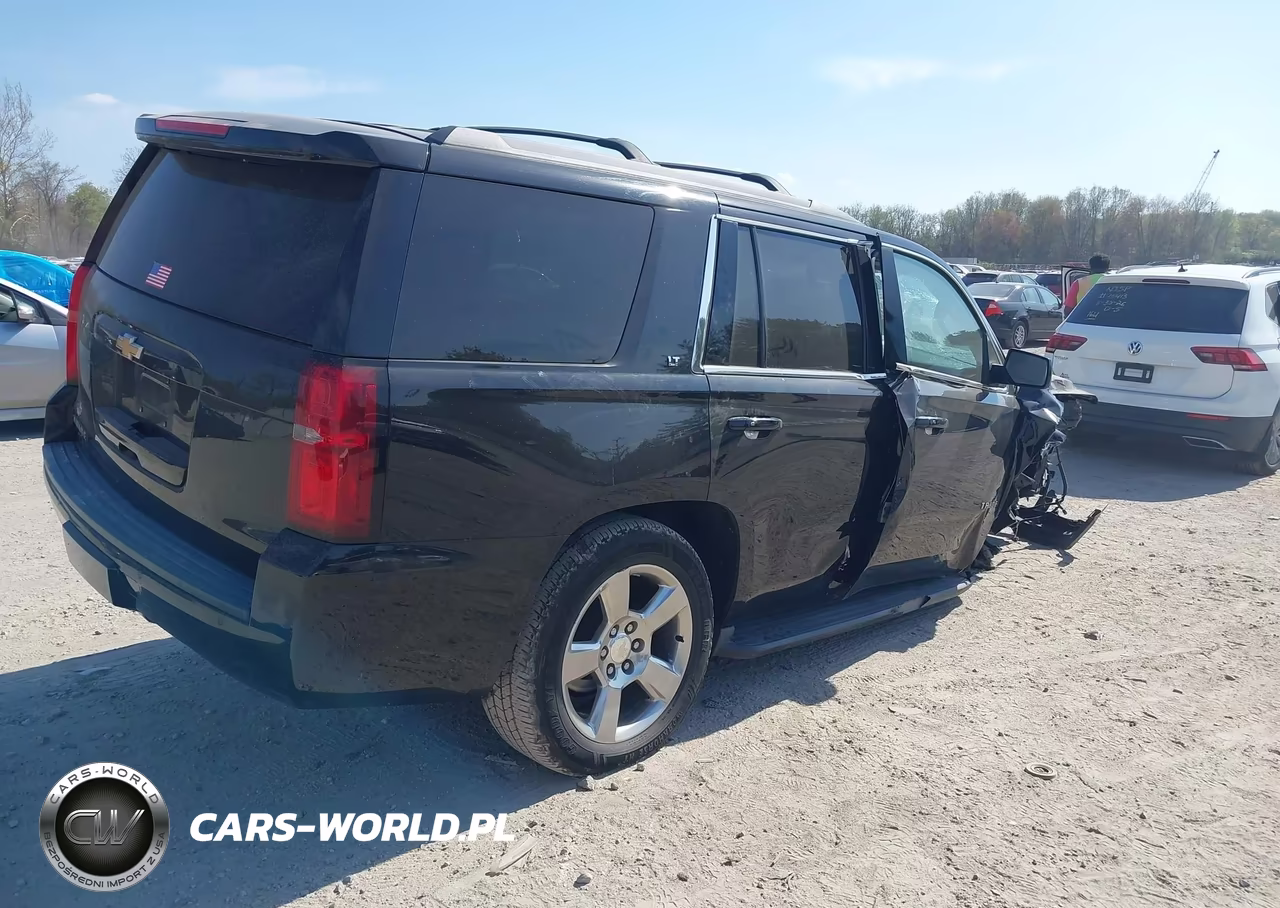 2017 Chevrolet Tahoe Lt VIN:1GNSKBKC1HR190640 - 4