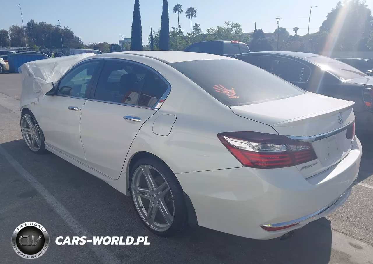 2017 Honda Accord Sport Se VIN:1HGCR2F14HA226905 - 3