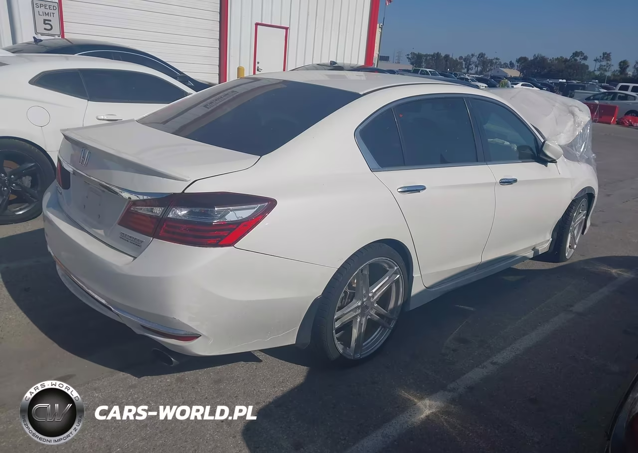 2017 Honda Accord Sport Se VIN:1HGCR2F14HA226905 - 4