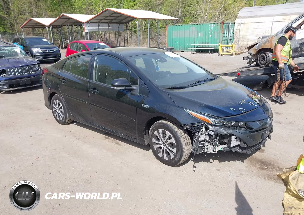 2022 Toyota Prius Prime Le – zdjęcie 1 z 17