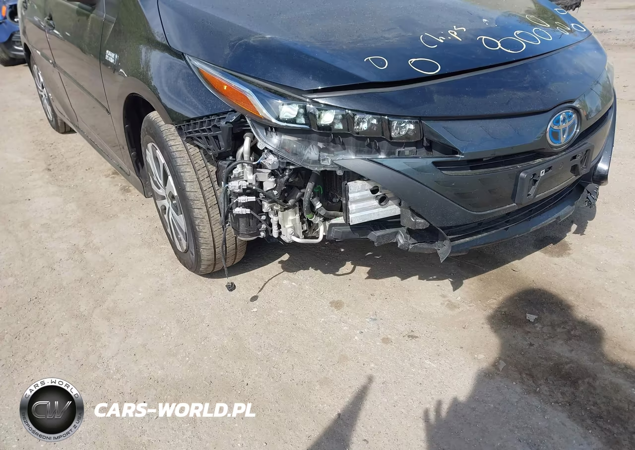 2022 Toyota Prius Prime Le VIN:JTDKAMFP3N3221177 - 6