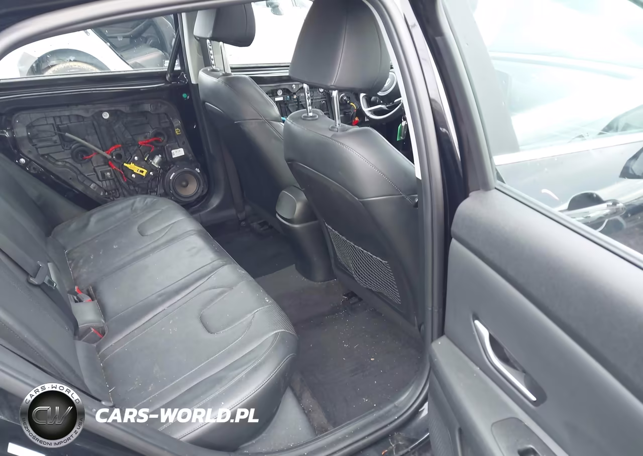 2023 Hyundai Elantra Limited VIN:KMHLP4AG0PU383061 - 8
