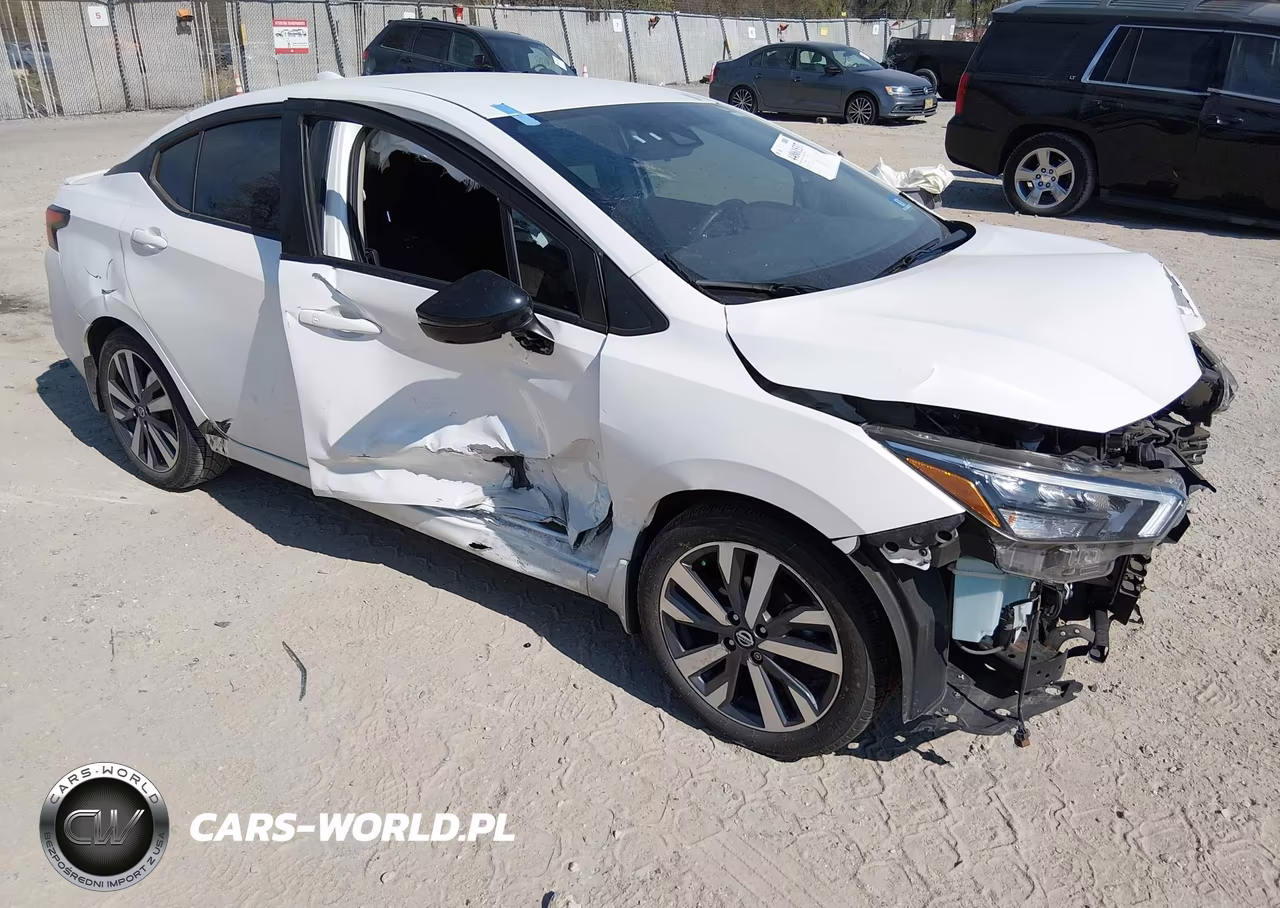 2020 Nissan Versa Sr Xtronic Cvt