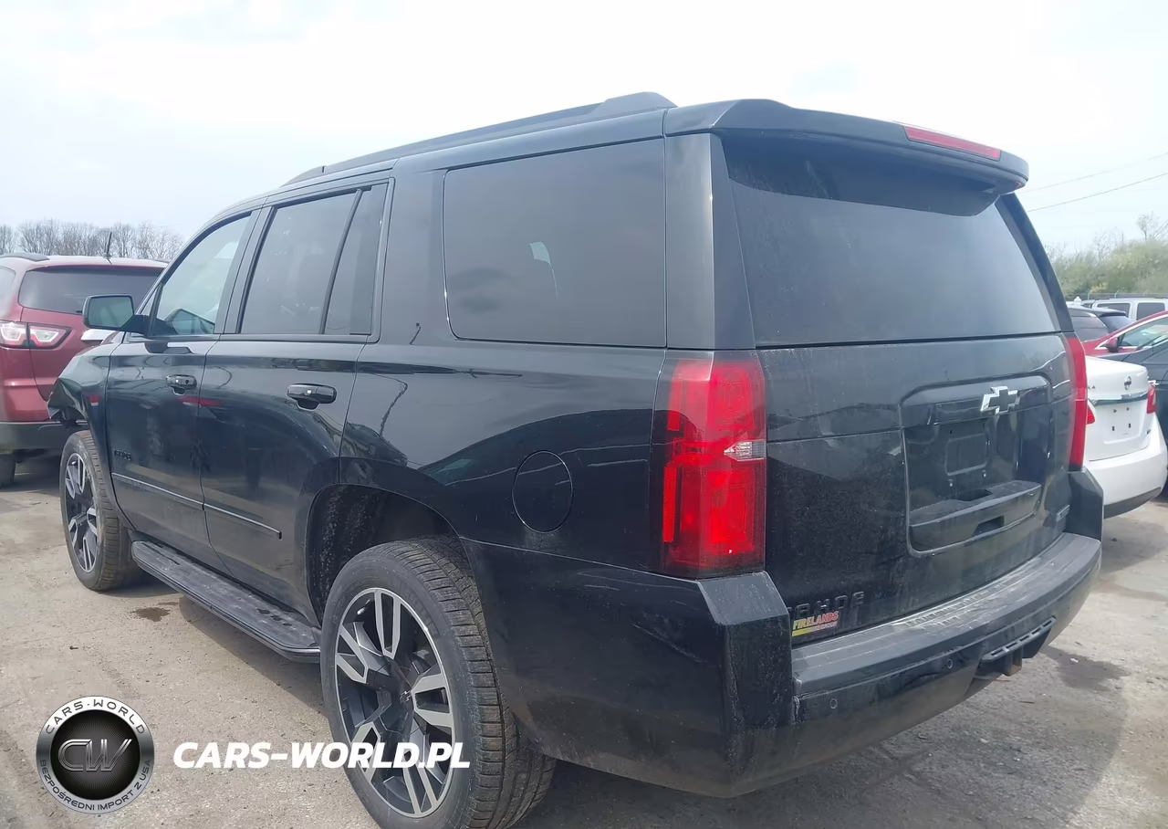 2018 Chevrolet Tahoe Premier VIN:1GNSKCKJ1JR218317 - 3