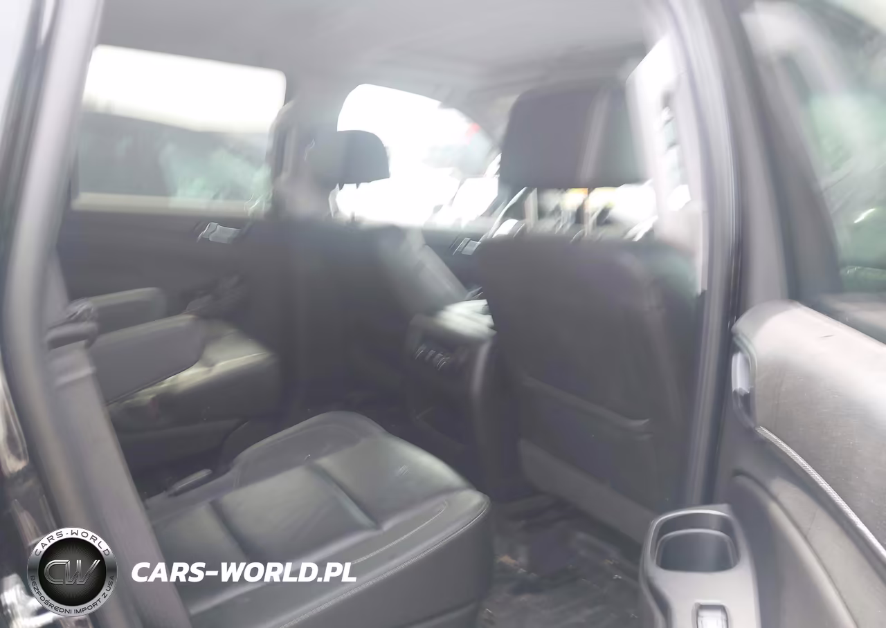 2018 Chevrolet Tahoe Premier VIN:1GNSKCKJ1JR218317 - 8