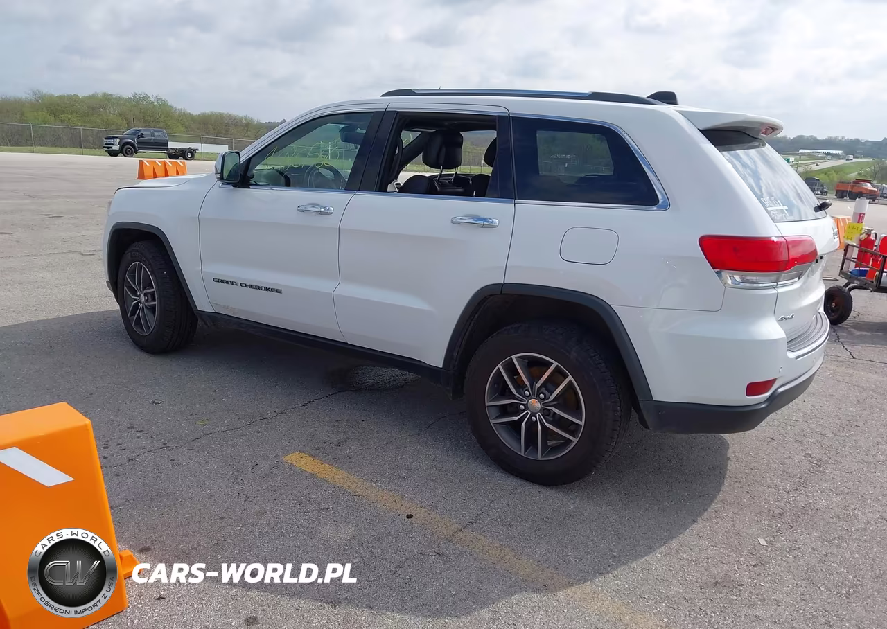 2018 Jeep Grand Cherokee Limited 4X4 VIN:1C4RJFBG8JC358027 - 3