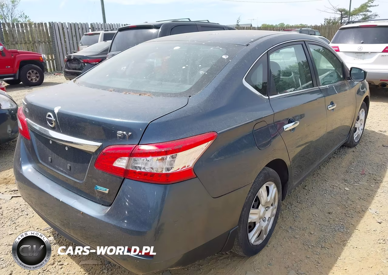 2014 Nissan Sentra S VIN:1N4AB7AP5EN852931 - 4