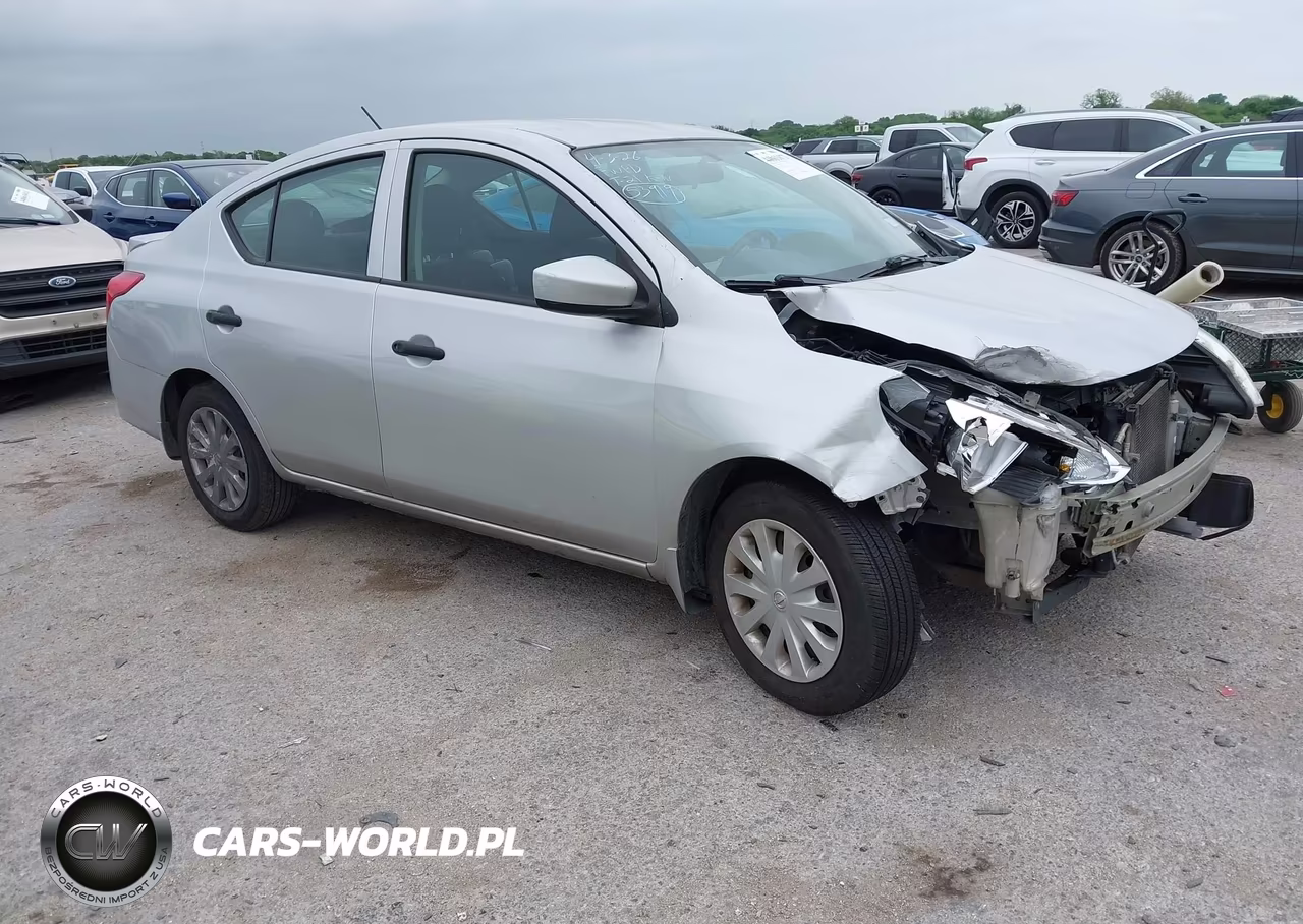 2018 Nissan Versa 1.6 S+ – zdjęcie 1 z 16