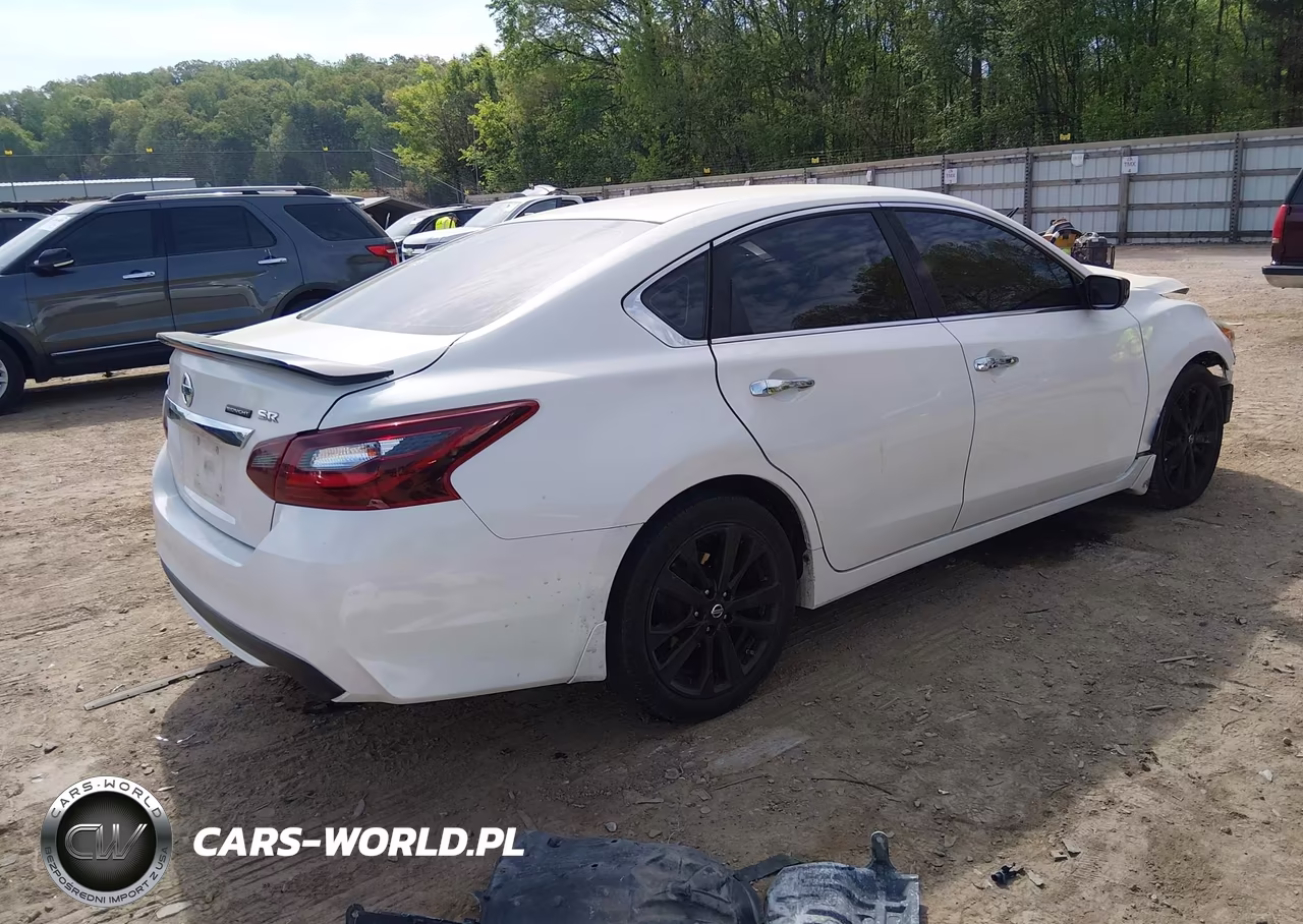 2017 Nissan Altima 2.5 Sr VIN:1N4AL3AP1HC249173 - 4