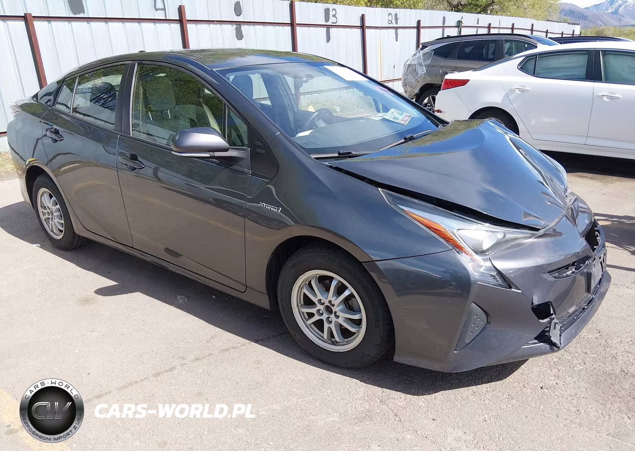 2016 Toyota Prius Two