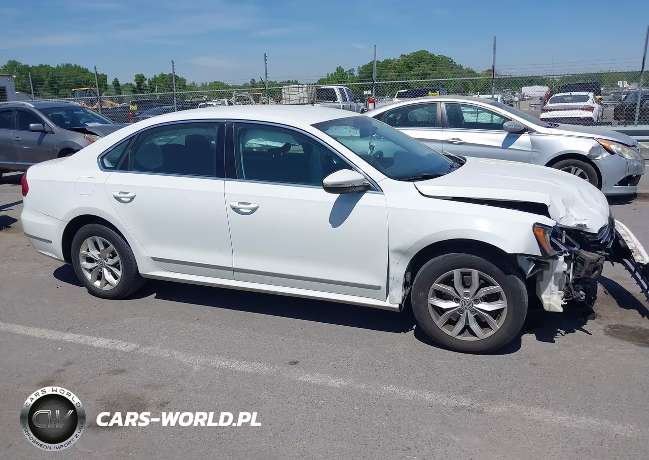 2016 Volkswagen Passat 1.8T S VIN:1VWAS7A32GC026685 - 13