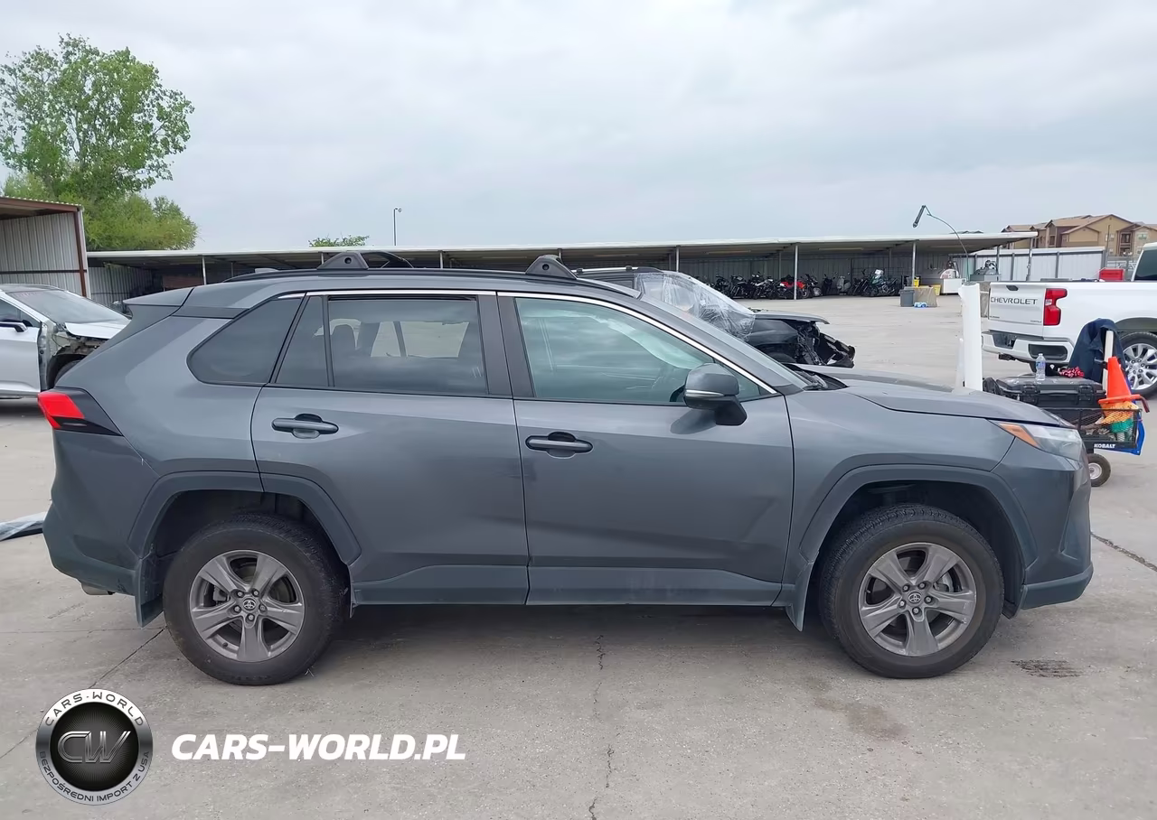 2023 Toyota Rav4 Xle VIN:2T3W1RFV2PC249535 - 13
