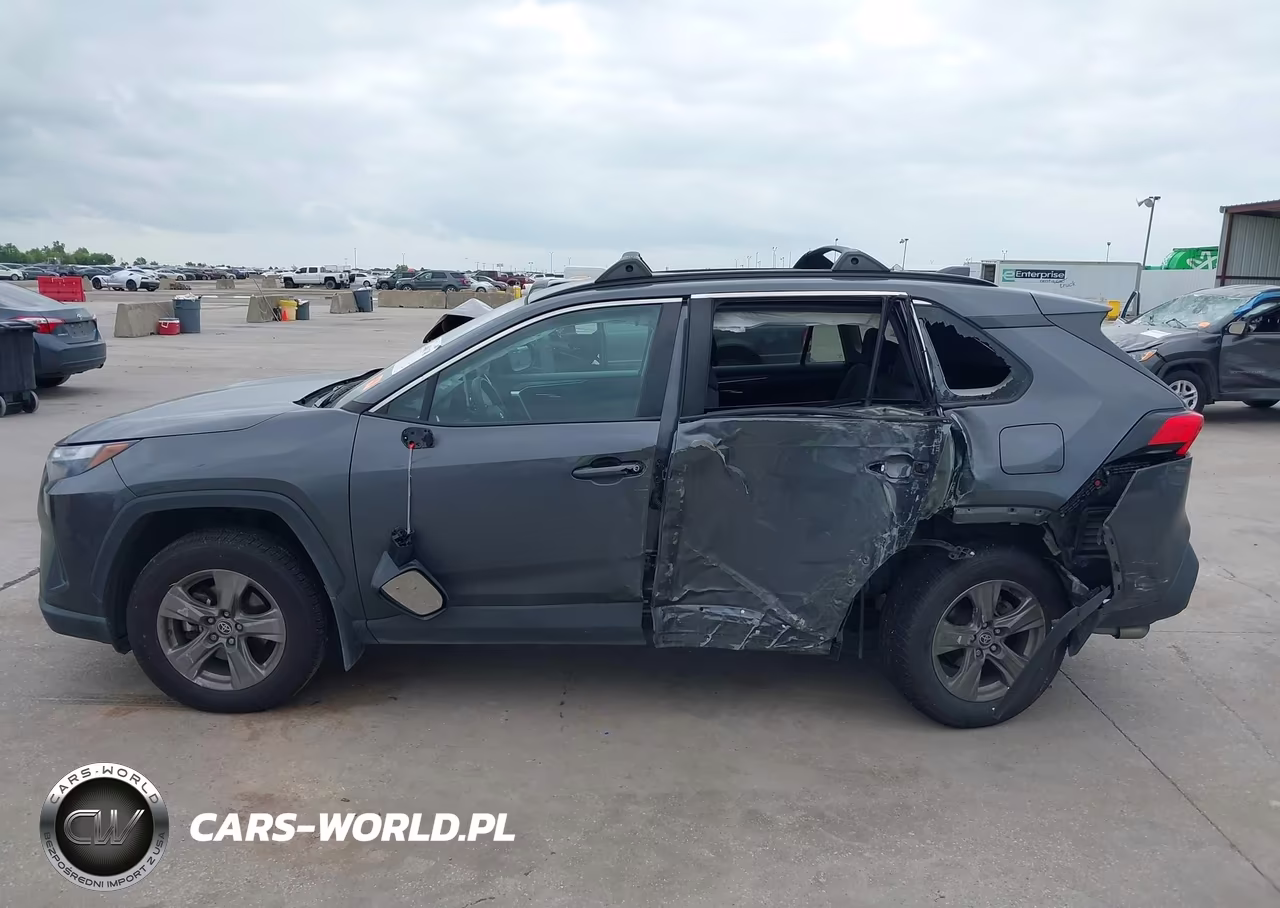 2023 Toyota Rav4 Xle VIN:2T3W1RFV2PC249535 - 14