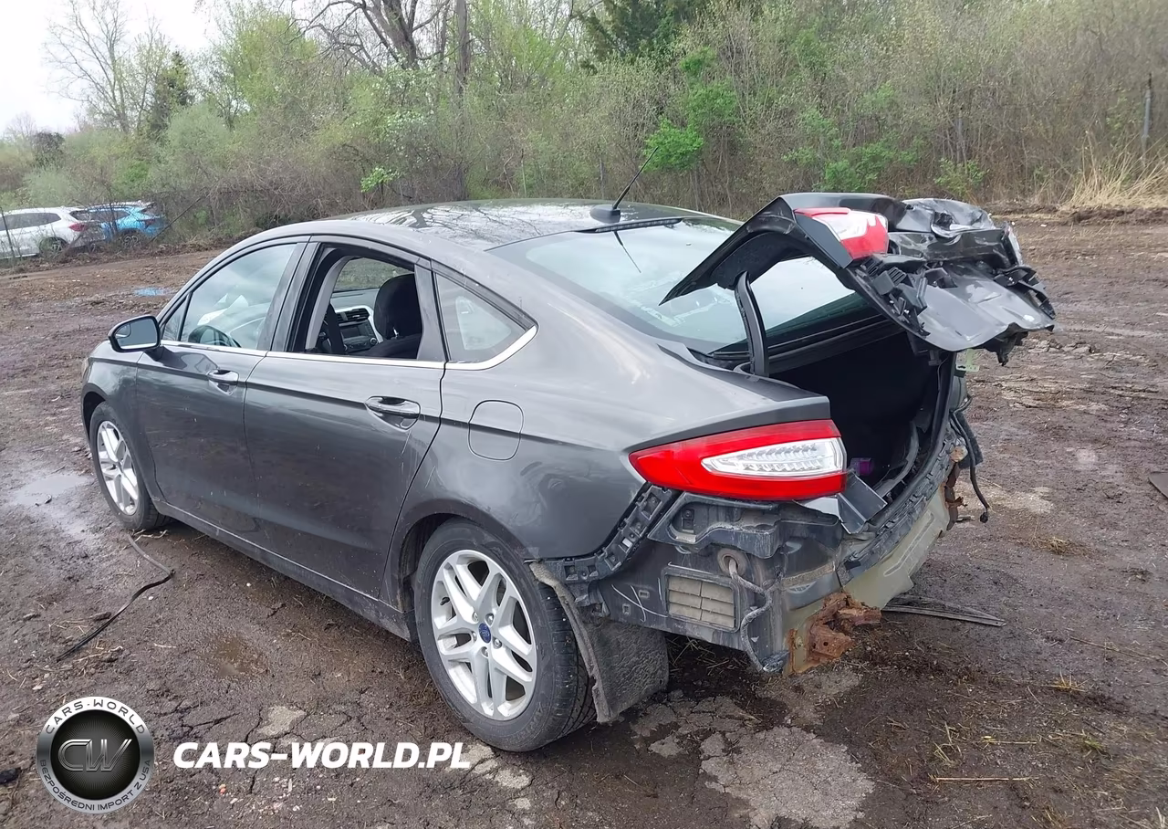 2015 Ford Fusion Se VIN:3FA6P0H71FR162158 - 3