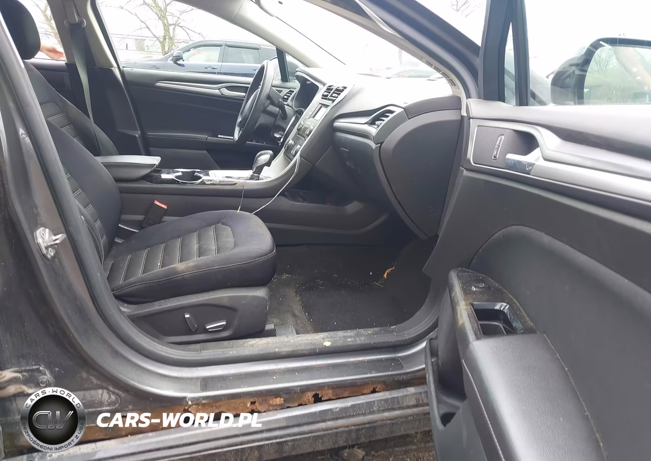 2015 Ford Fusion Se VIN:3FA6P0H71FR162158 - 5