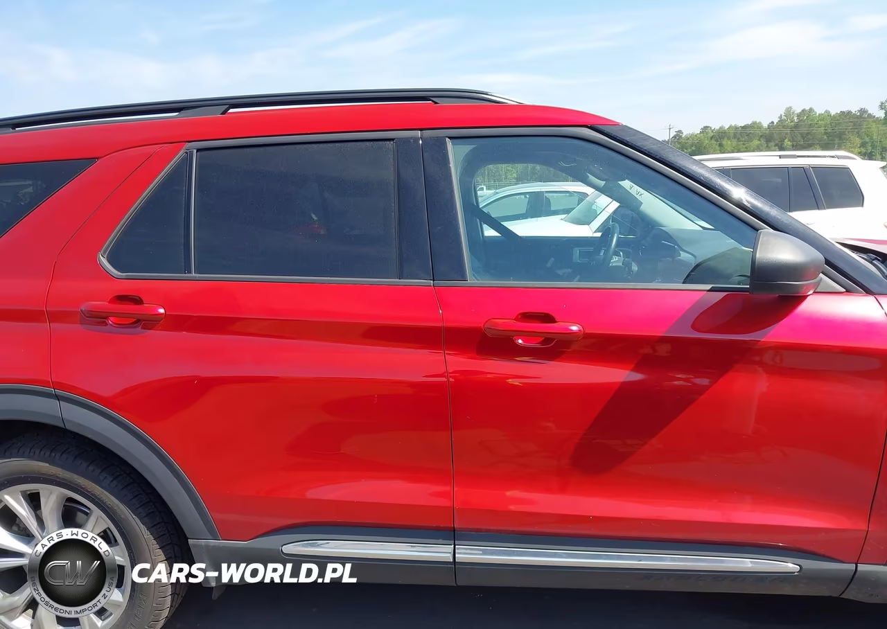 2021 Ford Explorer Xlt VIN:1FMSK8DH2MGA26268 - 13