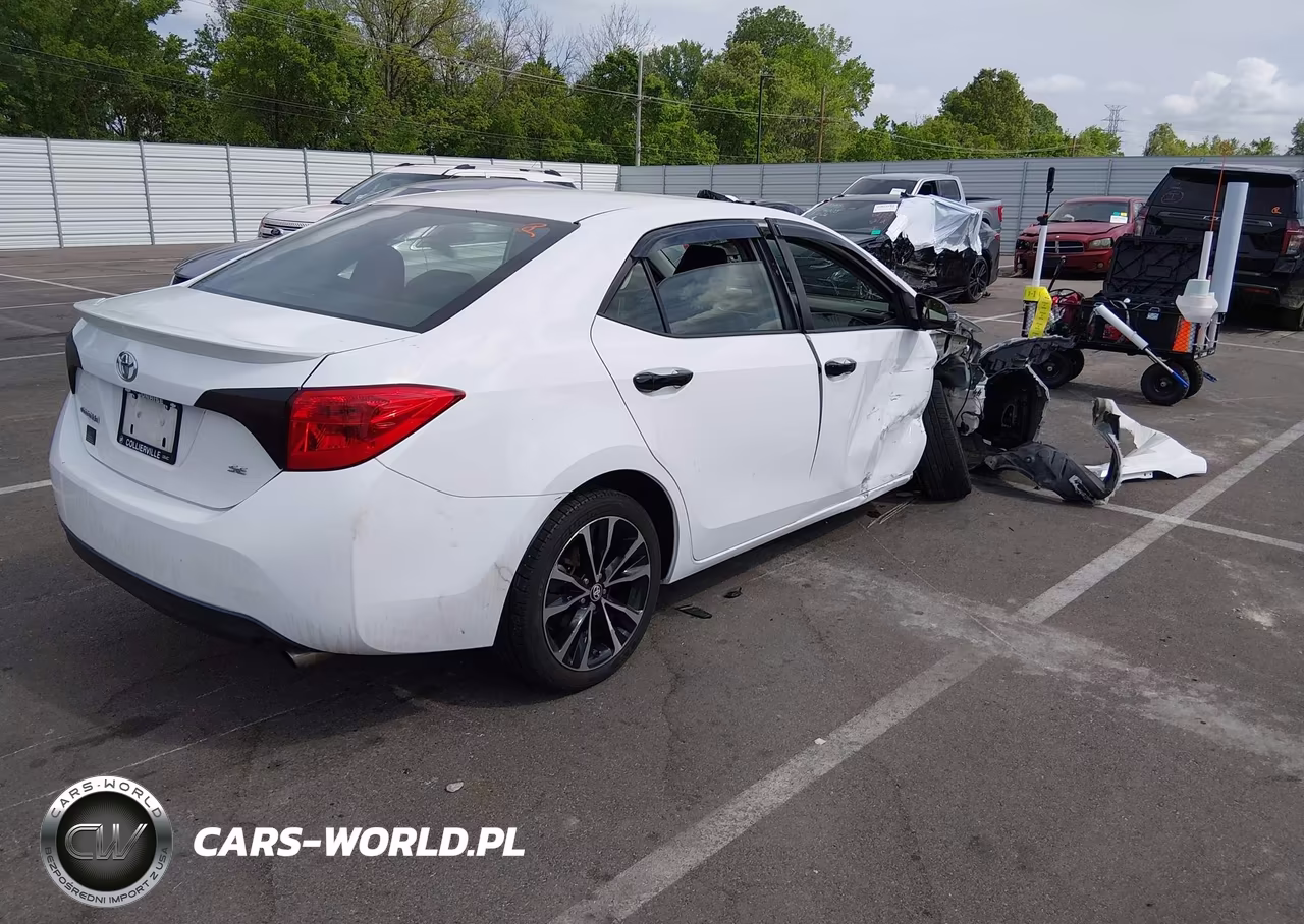 2017 Toyota Corolla Se VIN:2T1BURHE4HC803204 - 4