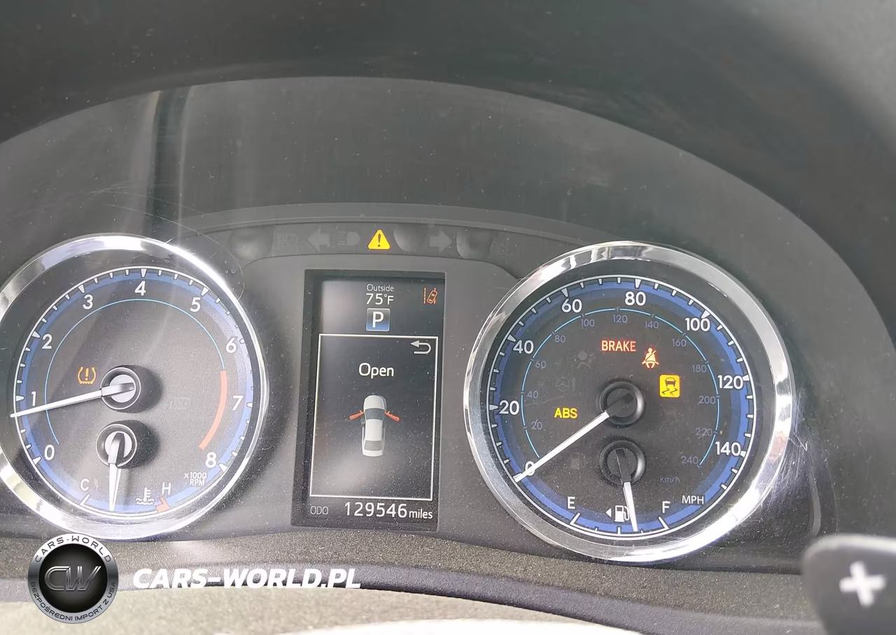 2017 Toyota Corolla Se VIN:2T1BURHE4HC803204 - 7