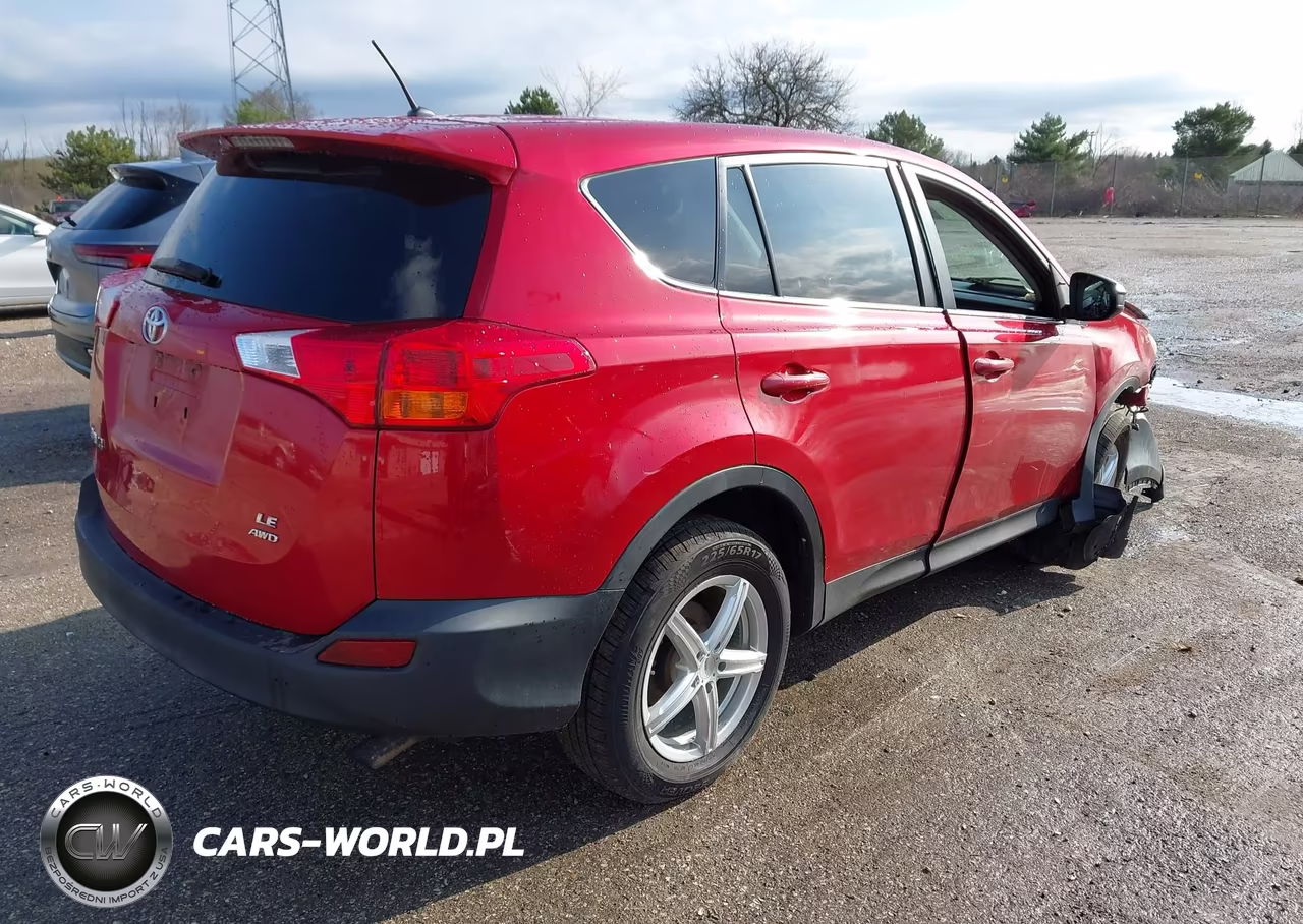2015 Toyota Rav4 Le VIN:2T3BFREV7FW341769 - 4
