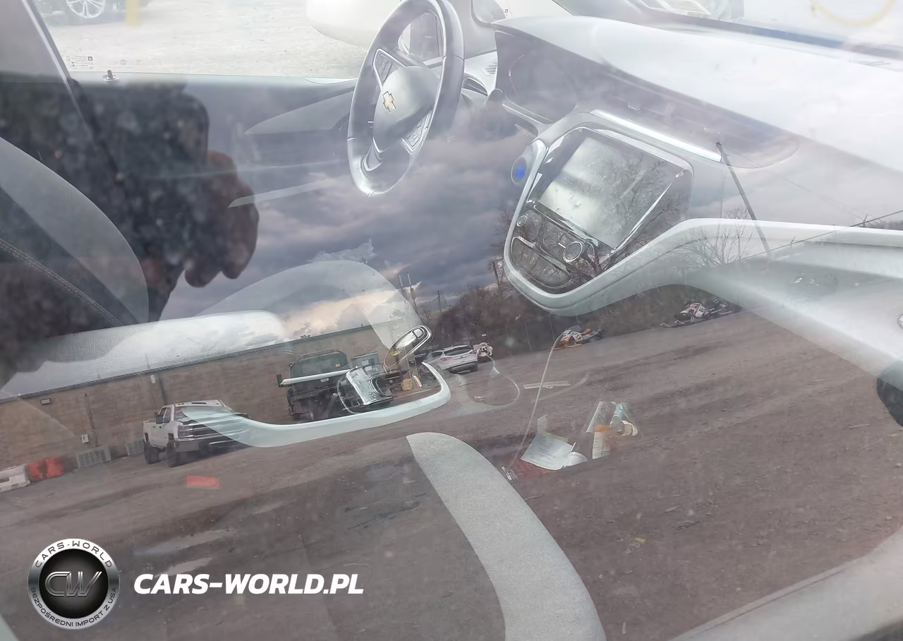 2018 Chevrolet Bolt Ev Lt VIN:1G1FW6S06J4117979 - 5