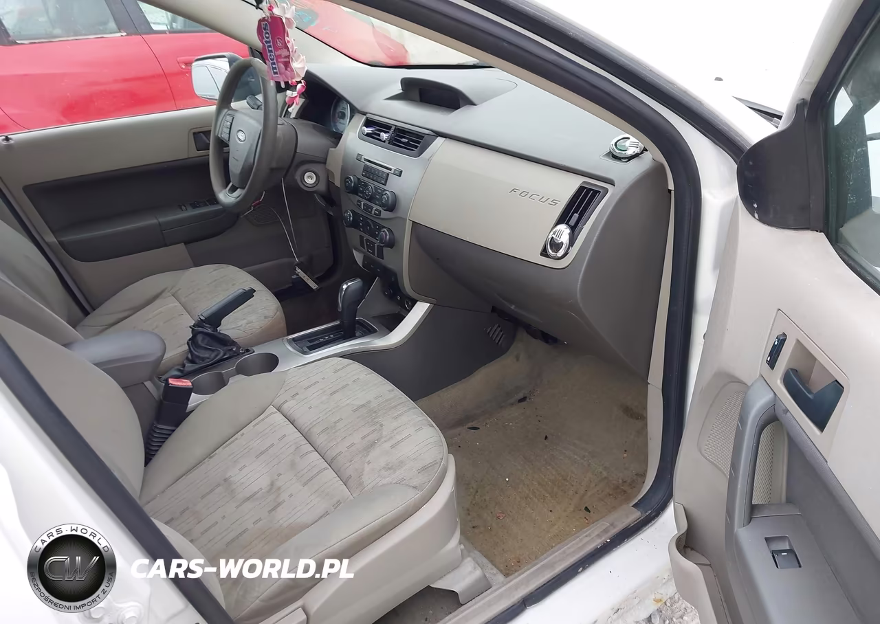 2009 Ford Focus Se VIN:1FAHP35N29W157436 - 5