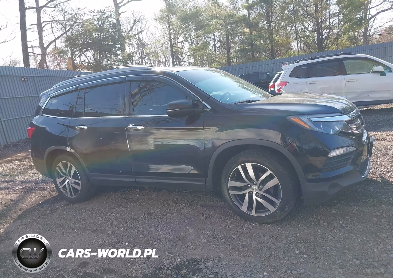2017 Honda Pilot Elite VIN:5FNYF6H07HB007999 - 13