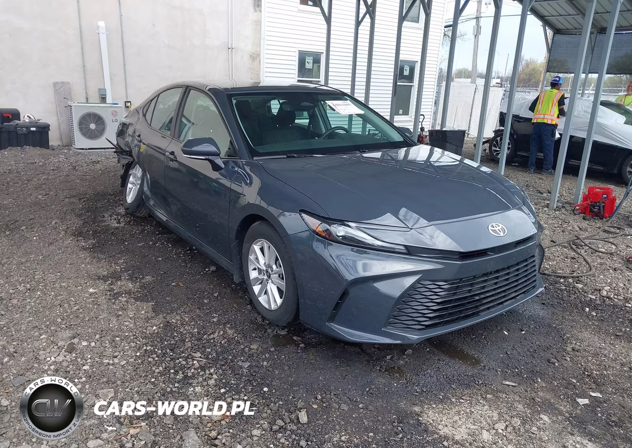 2025 Toyota Camry Le