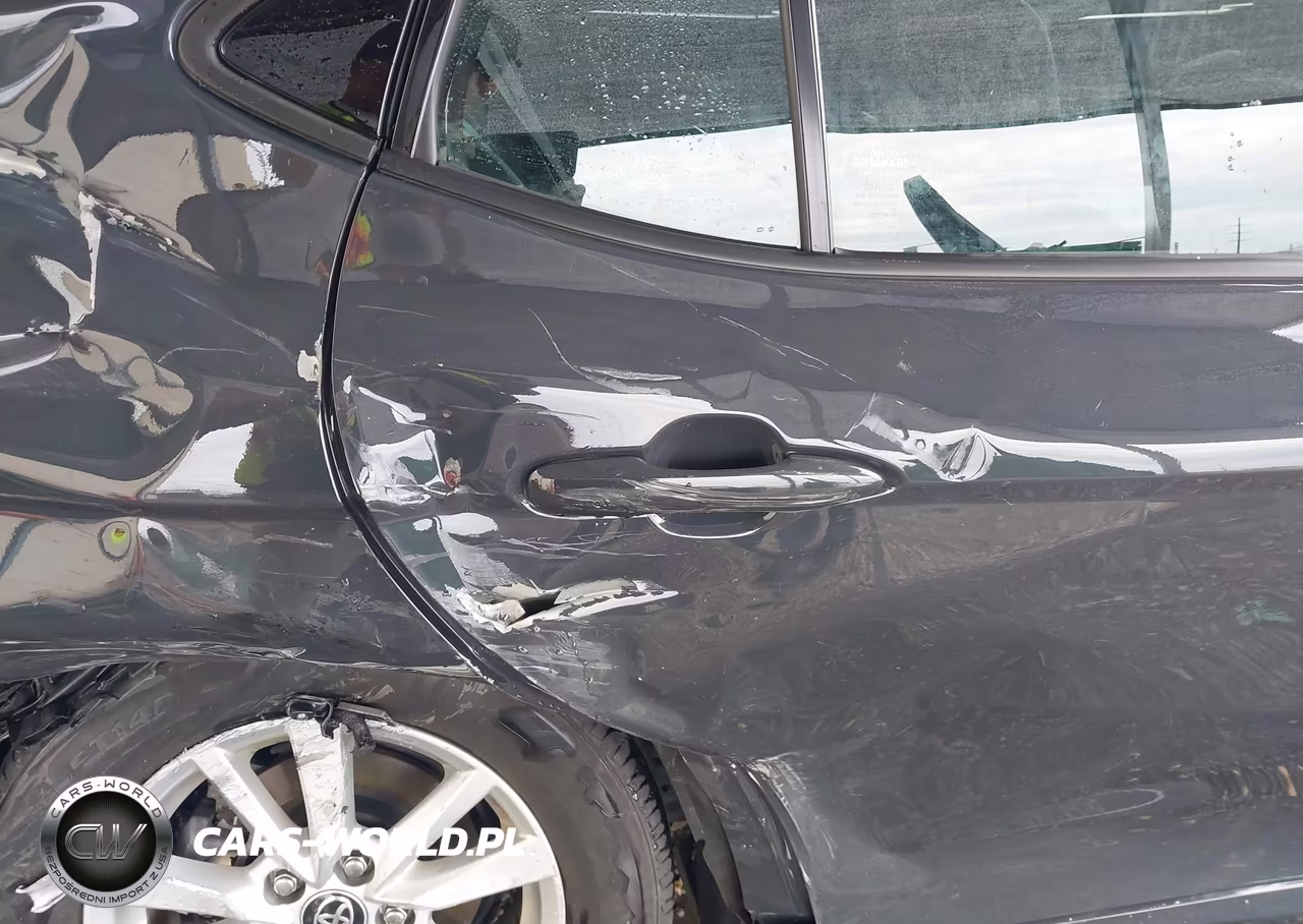 2025 Toyota Camry Le VIN:4T1DAACK2SU084198 - 17