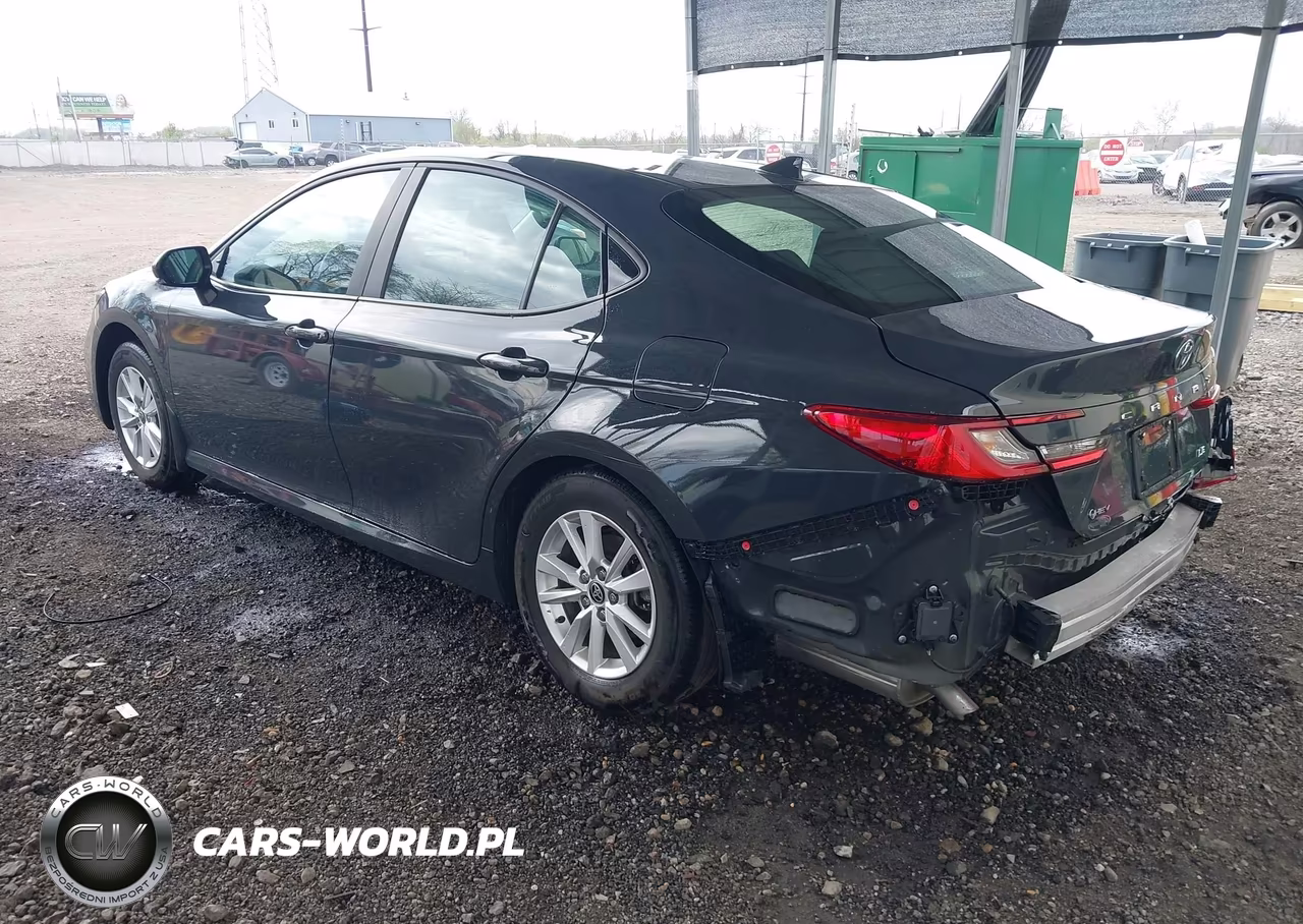 2025 Toyota Camry Le VIN:4T1DAACK2SU084198 - 3