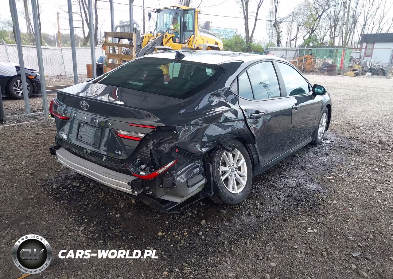 2025 Toyota Camry Le VIN:4T1DAACK2SU084198 - 4