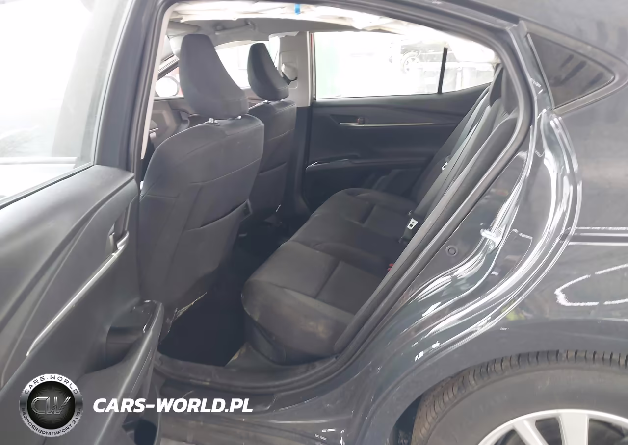 2025 Toyota Camry Le VIN:4T1DAACK2SU084198 - 8