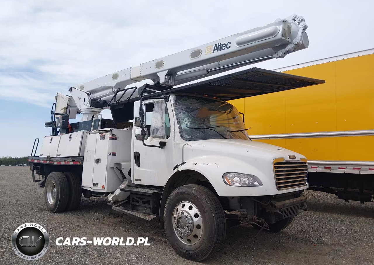2014 Freightliner M2 106 Medium Duty