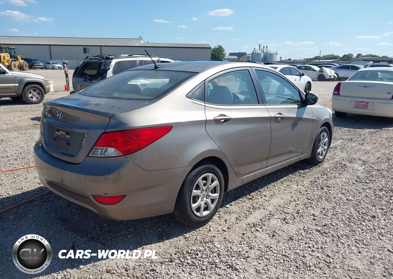2012 Hyundai Accent Gls VIN:KMHCT4AE6CU164948 - 4
