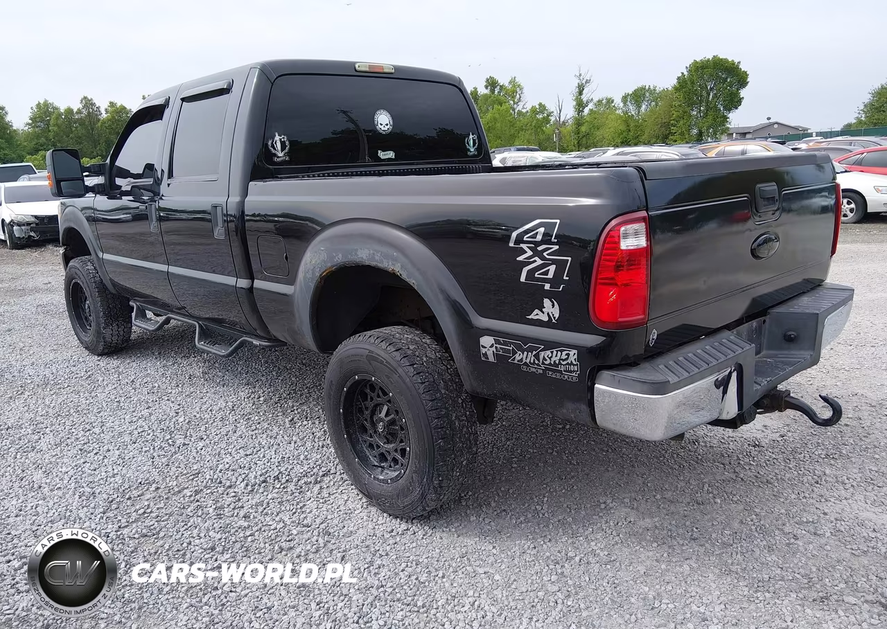 2013 Ford F-250 Xlt VIN:1FT7W2B60DEA00826 - 3