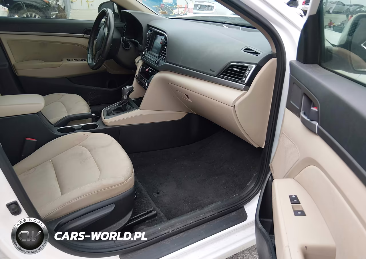 2018 Hyundai Elantra Value Edition VIN:5NPD84LFXJH342853 - 5