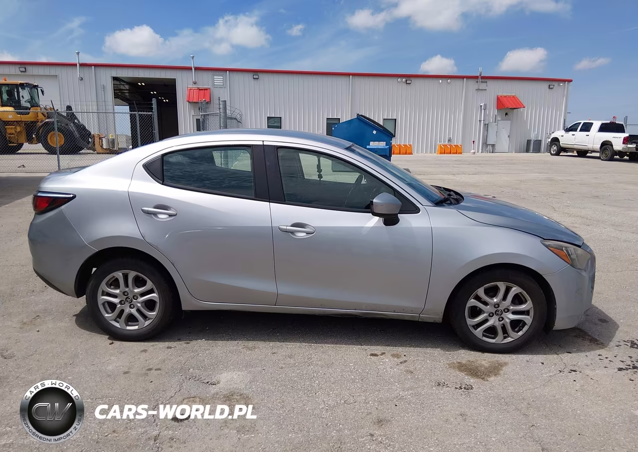 2018 Toyota Yaris Ia VIN:3MYDLBYV0JY300599 - 13