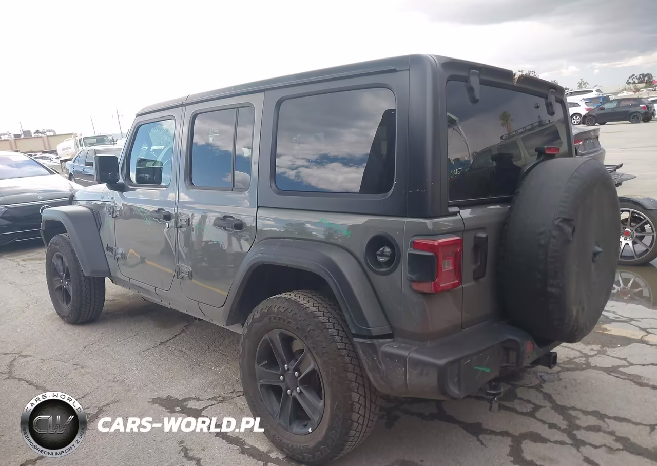 2021 Jeep Wrangler Unlimited Sport Altitude 4X4 VIN:1C4HJXDG8MW574364 - 3