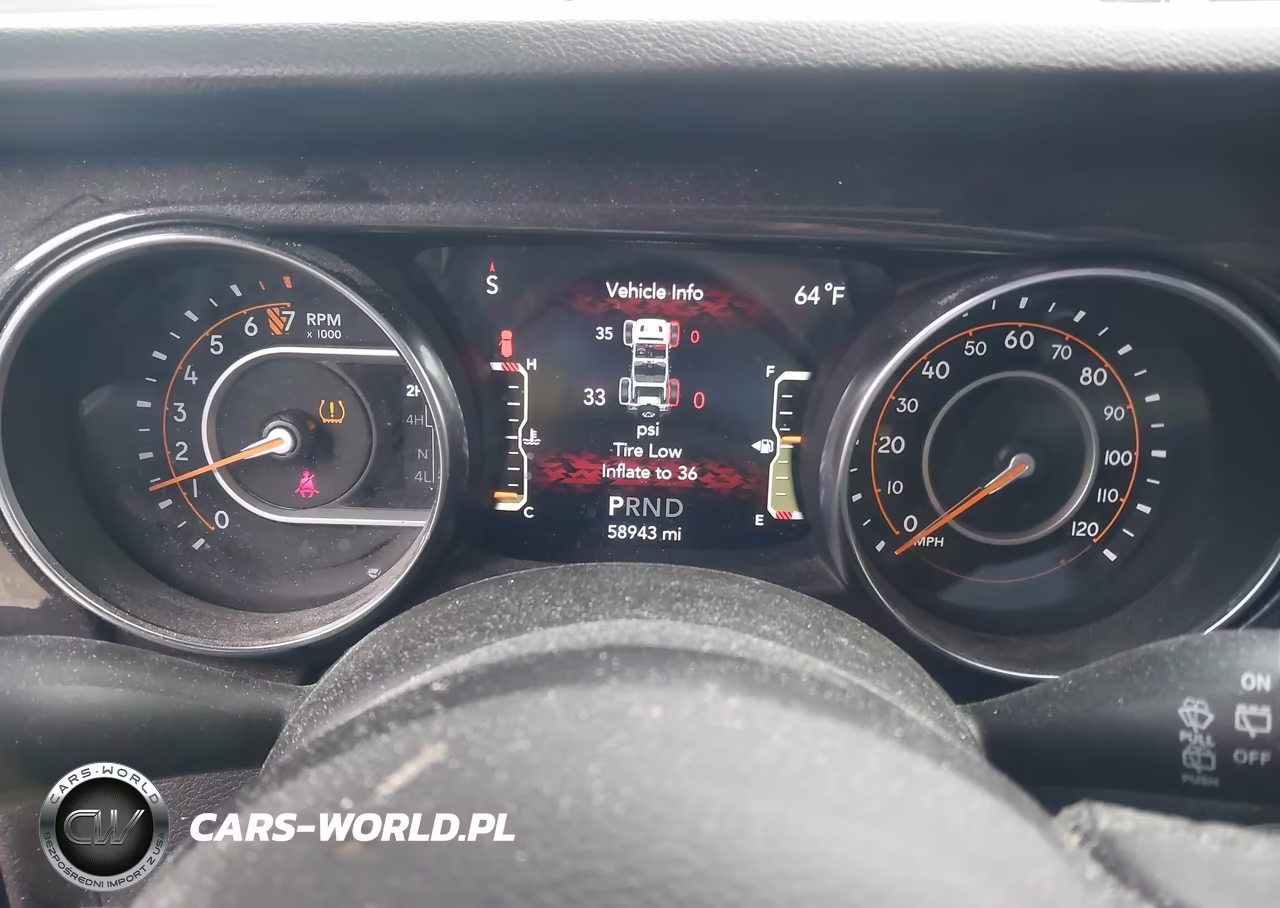 2021 Jeep Wrangler Unlimited Sport Altitude 4X4 VIN:1C4HJXDG8MW574364 - 7
