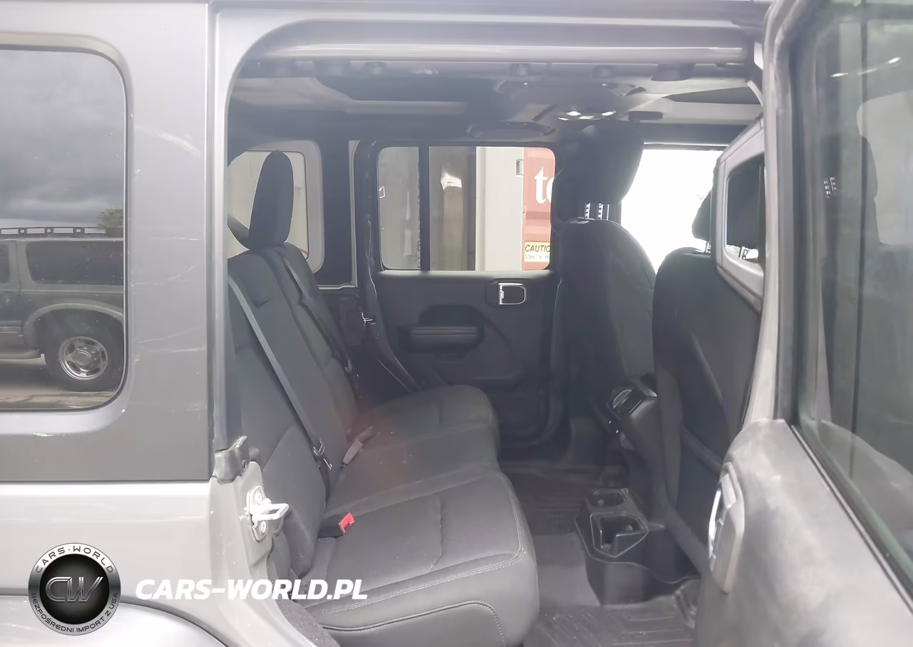 2021 Jeep Wrangler Unlimited Sport Altitude 4X4 VIN:1C4HJXDG8MW574364 - 8